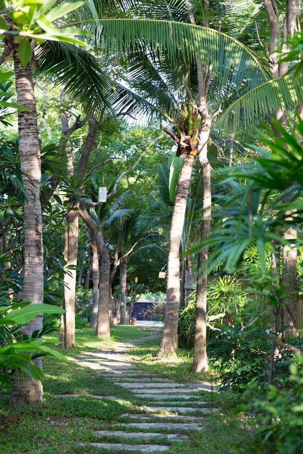 Onusa Retreat プランブリー エクステリア 写真